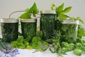 Herbal tinctures for the treatment of varicose veins